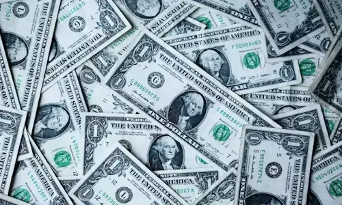 ఆ మహిళ జీవితంలో మరిచిపోలేని సంఘటనలు రెండూ ఒకే రోజు జరిగాయ్..!