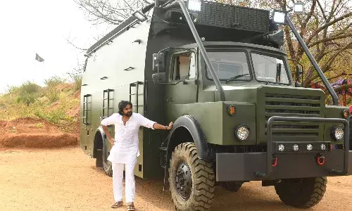 ఎన్నికల సమరానికి వారాహి ని సిద్ధం చేసిన ప‌వ‌న్‌