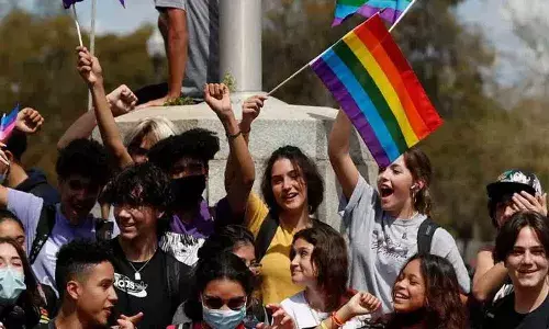 స్వలింగ వివాహాల బిల్లుకు అమెరికా కాంగ్రెస్ ఆమోదం