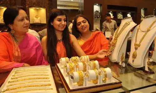 పసిడి కొనుగోలుదారులకు షాక్