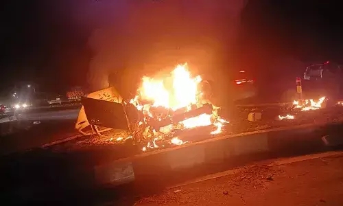 నల్లగొండ జిల్లాలో ఘోర ప్రమాదం.. ఇద్దరు దుర్మరణం