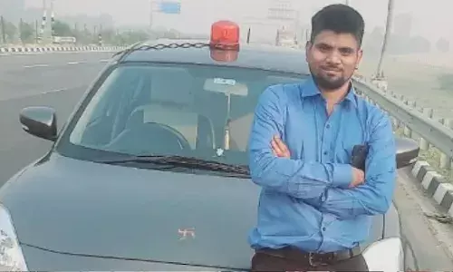 ఐపీఎస్ అధికారిగా నటిస్తూ మహిళలను మోసం చేస్తున్నాడు..!