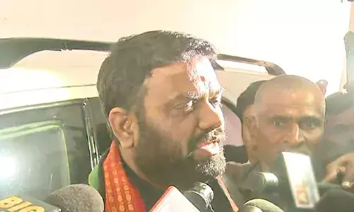 రెండో రోజు విచారణకు హాజరైన ఎమ్మెల్యే పైలట్ రోహిత్ రెడ్డి