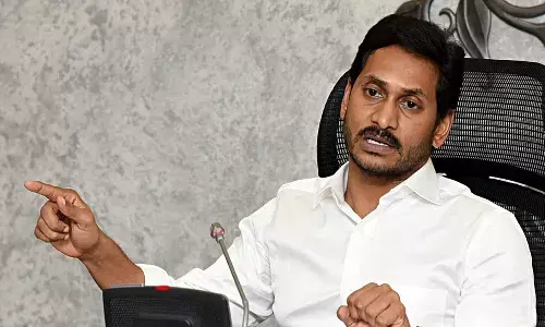 పెన్షన్లు తీసేస్తున్నారంటూ ప్రచారం.. ముఖ్యమంత్రి జగన్ ఏం చెప్పారంటే..?