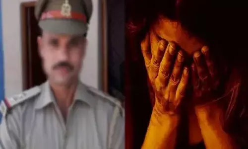 స్కూల్ బాలికతో పారిపోయిన పోలీసు సబ్ ఇన్స్పెక్టర్