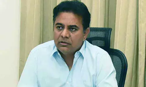 మంత్రి కేటీఆర్ ఇంట విషాదం