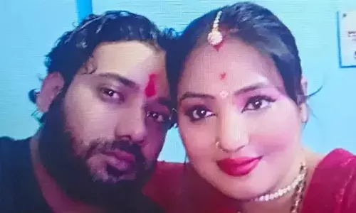 రెండో భర్తతో వీడియో కాల్.. భార్యను కత్తితో పొడిచి చంపిన మూడో భర్త.. ఆ రాత్రంతా..