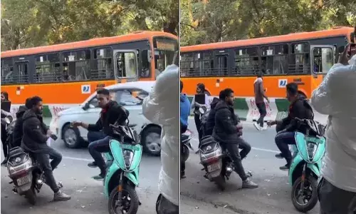 దానికోసం బస్సును నడి రోడ్డుపైనే ఆపిన డ్రైవర్.. వీడియో వైరల్