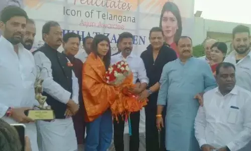 నిఖత్ జరీన్ ను సన్మానించిన రేవంత్ రెడ్డి