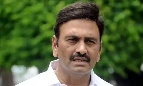 వైసీపీ ఎంపీగా కాకుండా.. స్వతంత్ర సభ్యుడిగా పరిగణించండి: ఎంపీ రఘురామ