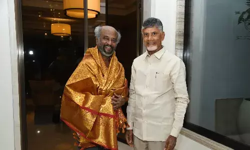 చంద్రబాబుతో సూపర్ స్టార్ రజనీకాంత్ భేటీ