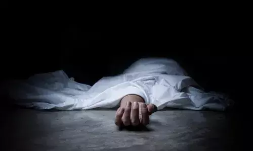 బిల్డింగ్‌పై నుంచి పడి బాలిక మృతి.. యువకుడు దారుణ హత్య