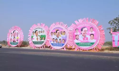 గులాబీమయమైన ఖమ్మం
