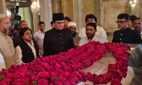 నేడు హైదరాబాద్ చివరి నిజాం ముకర్రం జా అంత్యక్రియలు