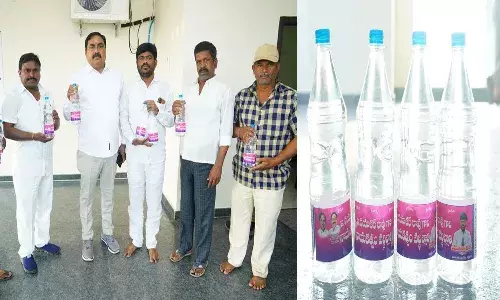 బీఆర్ఎస్ ఆవిర్భావ స‌భ : దాహం తీర్చ‌నున్న ద‌యాక‌ర‌న్న వాట‌ర్‌ బాటిళ్లు..