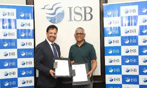డేటా విశ్లేషణకు ఐఎస్బీతో టీఎస్ఆర్టీసీ ఒప్పందం