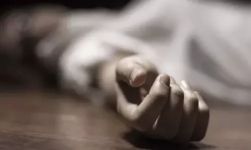 అనంతపురంలో స్టాఫ్ నర్సు అనుమానాస్పద మృతి