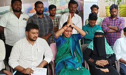 జగిత్యాల మున్సిపల్ చైర్పర్సన్ శ్రావణి రాజీనామా.. ఎమ్మెల్యే వేధింపుల వల్లే అంటూ..