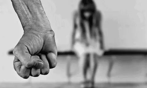 తెలంగాణలో మహిళలపై పెరుగుతున్న గృహహింస
