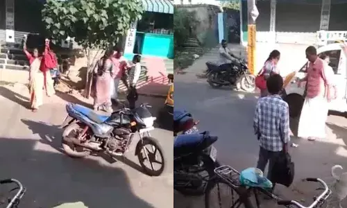 కోడిగుడ్లు దొంగిలించిన ప్రధానోపాధ్యాయురాలు.. రెడ్ హ్యాండెడ్‌గా పట్టుకున్న వృద్ధురాలు
