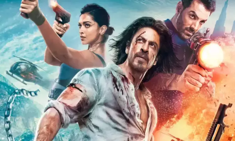 బాలీవుడ్ బాద్ షా అంటే ఇట్లానే ఉంటాది.. 4 రోజుల్లో రూ.400 కోట్ల క‌లెక్ష‌న్స్‌..!