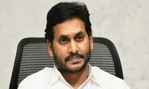 సీఎం ప్రయాణిస్తున్న విమానంలో సాంకేతిక లోపం