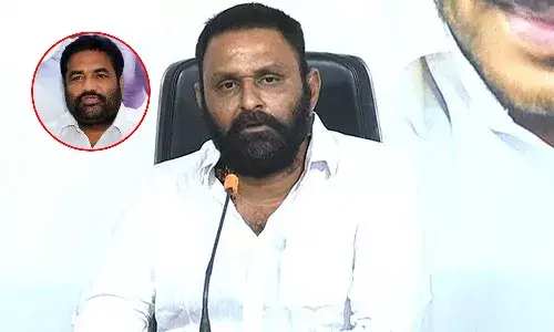 జగన్ బీ ఫారం ఇస్తానంటే.. నెల్లూరు నుంచి జనం క్యూ కడతారు : కొడాలి నాని