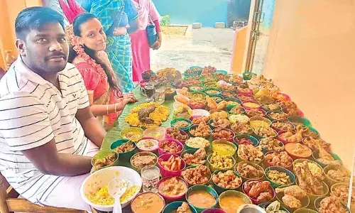 గోదారోళ్లే కాదు తాము కూడా తగ్గేది లేదంటున్నారు నెల్లూరోళ్లు..కొత్త అల్లుడికి 108 రకాలతో విందు