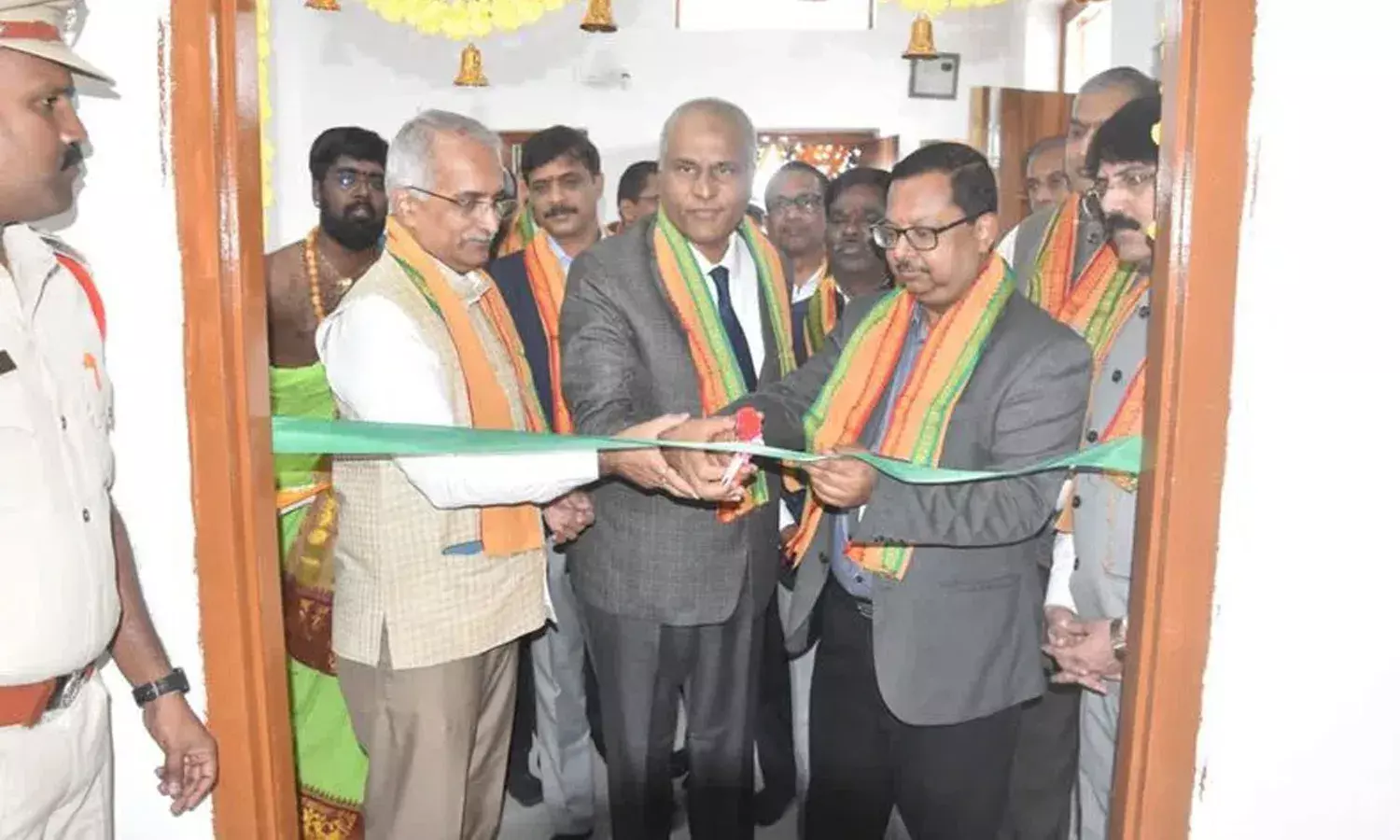 కోర్టు ప్రొసీడింగ్స్ తెలుగులో జారీ చేసేందుకు చర్యలు: తెలంగాణ చీఫ్‌ జస్టిస్