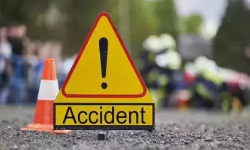 పాక్లో ఘోర రోడ్డు ప్రమాదం.. 30 మంది మృతి