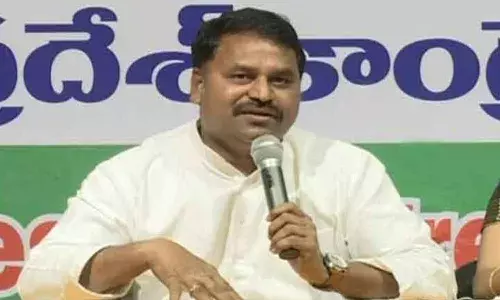 ప్రగతి భవన్ లో ప్రజా దర్భార్ నిర్వహించాలి