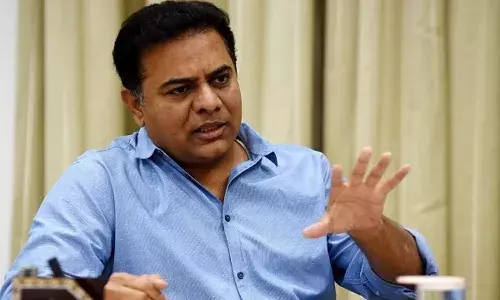 రేవంత్, సంజయ్పై కేటీఆర్ సెటైర్లు