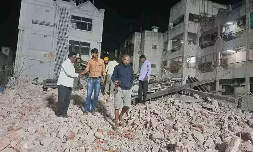 ఎట్టకేలకు పూర్తైన దక్కన్ మాల్ కూల్చివేత