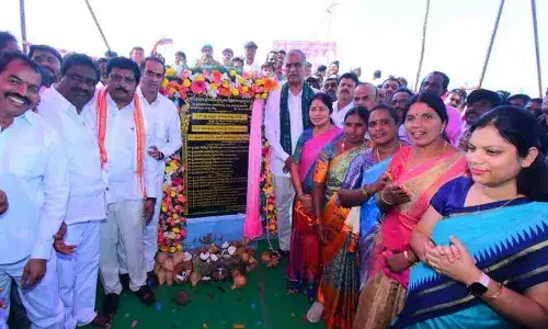 రూ.45 కోట్లతో 100 పడకల ఆస్పత్రి నిర్మాణానికి శంకుస్థాపన