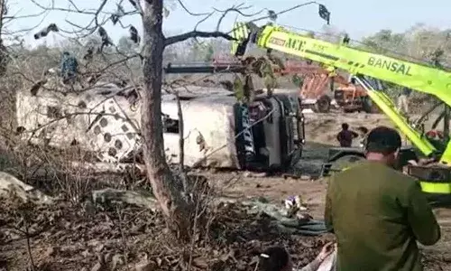 శివ్ ఖోరీ ఆలయానికి వెళుతున్న బస్సు.. ఇంతలో..!