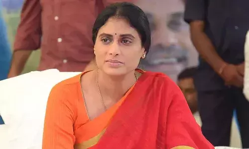 హిజ్రాలకు క్షమాపణలు చెప్పిన షర్మిల