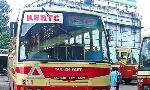 KSRTC bus incident, Drunk man pees on female co-passenger,
