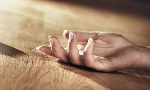 నంద్యాల జిల్లాలో పరువు హత్య.. కన్నకూతురిని కడతేర్చిన తండ్రి.. తల, మొండెం వేరు చేసి