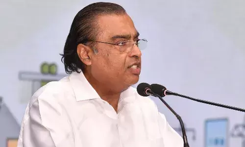 ‘నమస్కారం’ అంటూ ప్రసంగం ప్రారంభించి.. ఏపీ గురించి అద‌ర‌గొట్టిన ముఖేశ్ అంబానీ