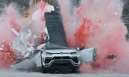 3 కోట్ల రూపాయల కారును ధ్వంసం చేసేశాడు