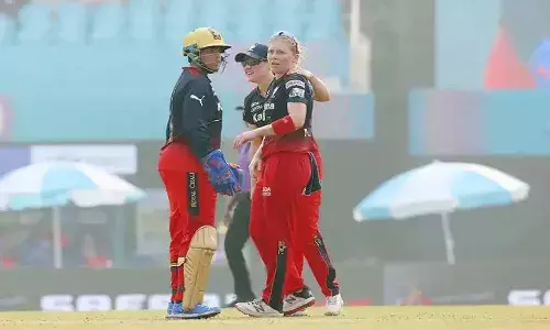 తొలి మ్యాచ్ లో ఆర్సీబీకి ఘోర పరాభవం