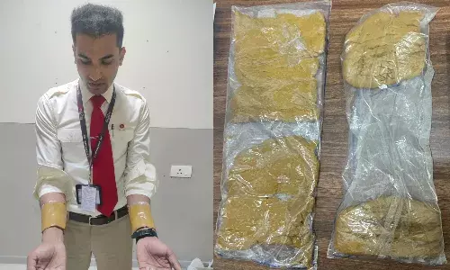 Gold Smuggling, Air India