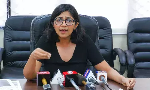 నాన్న లైంగికంగా వేధించేవాడు : స్వాతి మలివాల్