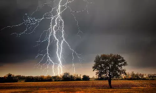 Nalgonda district, lightning