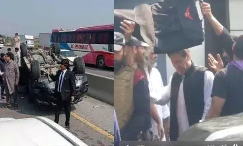 తిరగబడ్డ కారు.. ఇమ్రాన్ ఖాన్ కు తప్పిన పెను ప్రమాదం