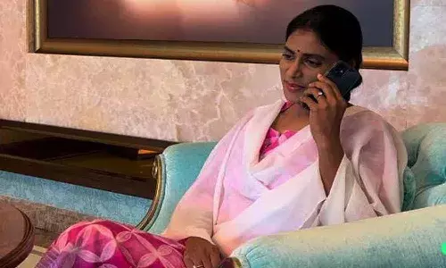 రేవంత్ రెడ్డి, బండి సంజయ్ ల‌కు షర్మిల ఫోన్