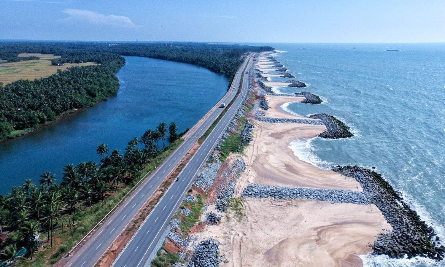 Maravanthe beach సహజ సౌందర్యం.. ఈ 'మరవంతే బీచ్‌' సొంతం Marawanthe