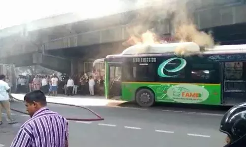 Hyderabad, TSRTC electric bus, fire