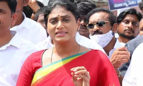 విభజన హామీలు నెరవేర్చకపోవడం బాధాకరం.. ఈ సభలోనైనా..