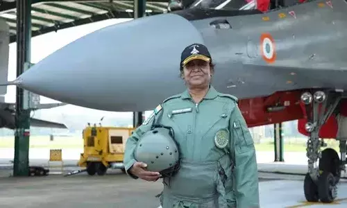 సుఖోయ్ యుద్ధవిమానంలో ప్రయాణించిన రాష్ట్రపతి ద్రౌపది ముర్ము